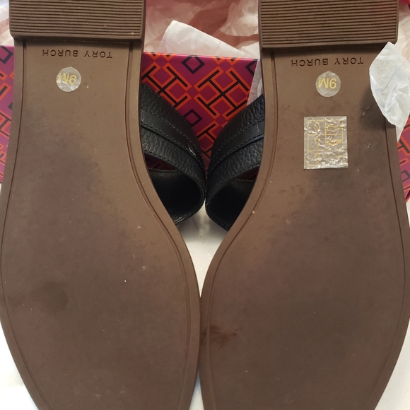 Tory Burch Thong Welt Leather Sandals Black 9 - Picture 5 of 16